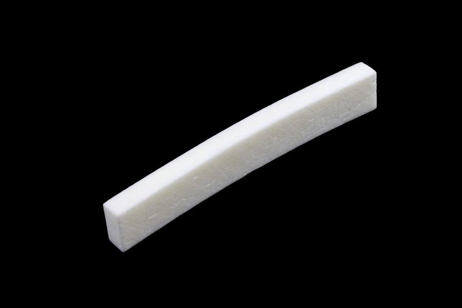 Allparts BN-0205-000 RADIUSED BONE NUT FOR FENDER® GUITARS Bleached