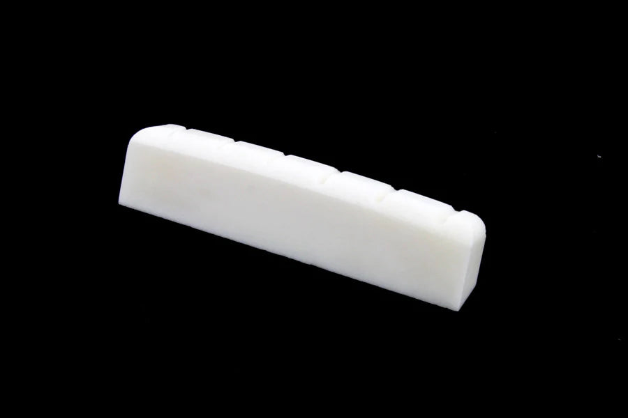Allparts BN-2812-000 SLOTTED BONE NUT BLANK FOR MARTIN