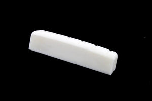Allparts BN-2812-000 SLOTTED BONE NUT BLANK FOR MARTIN