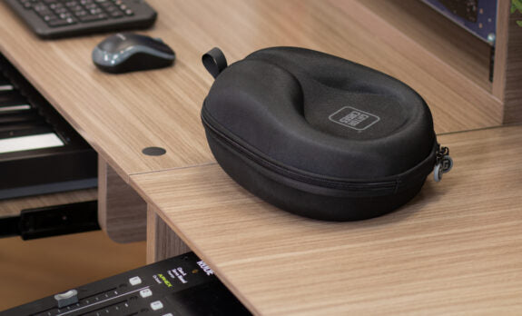 Gator G-HEADPHONE-CASE Molded Case For Folding & Non-Folding Headphones – Black Color