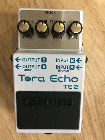 Boss TE-2 Tera Echo