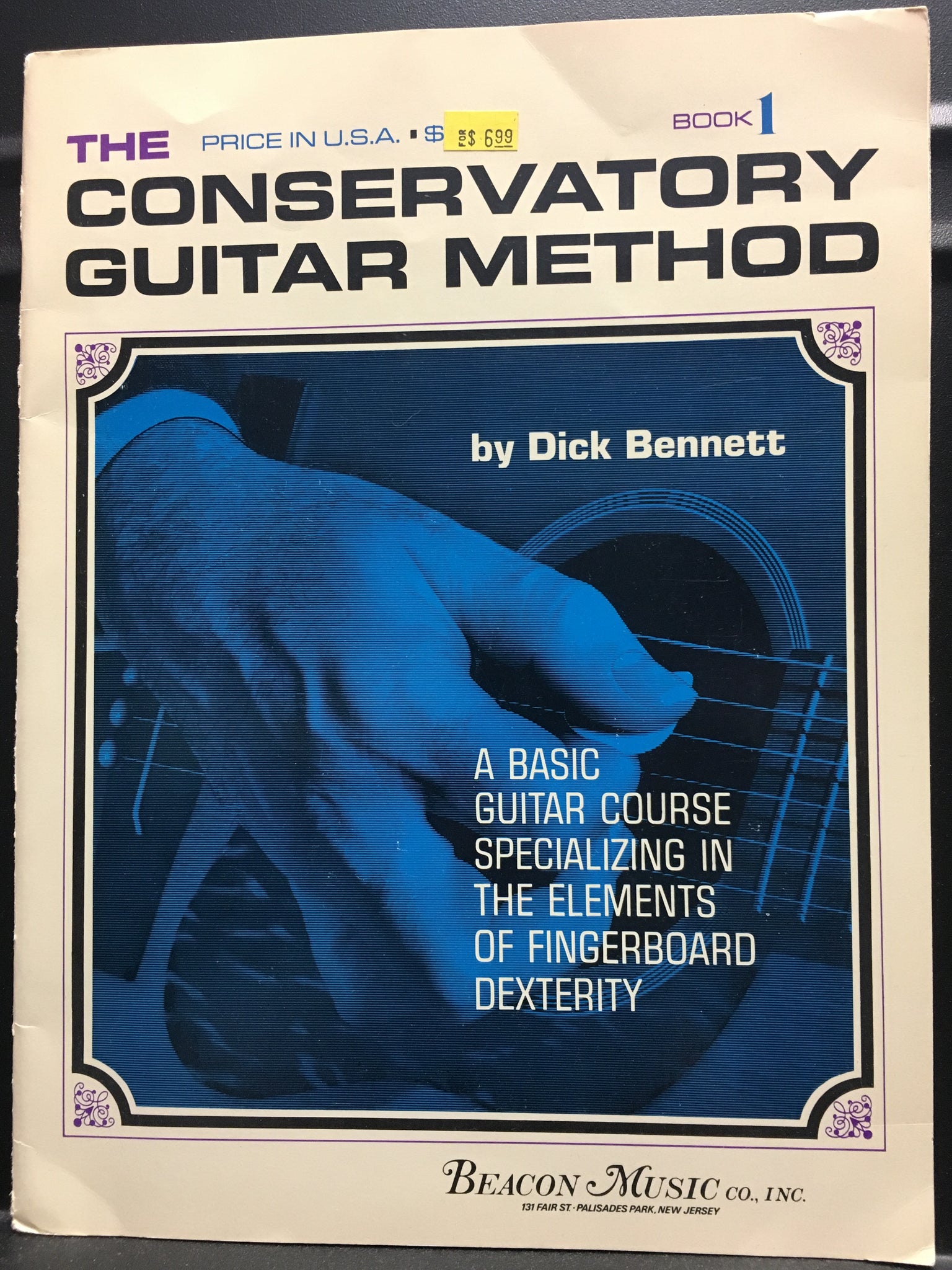 Beacon Music The Conservatory Guitar Method by Dick Bennett